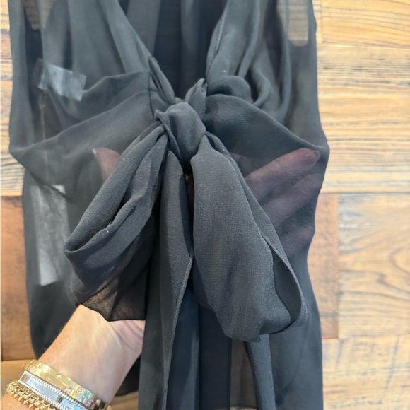 Colette Dinnigan Hand EmbellishedSILK Blouse with Tie Back and Sleeveless Design - Picture 4 of 11